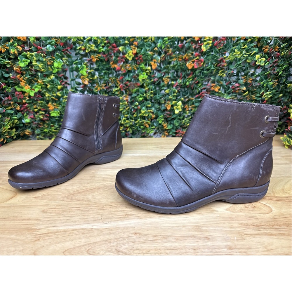 Clarks Collection Zip Side‎ Leather Mid Rise Boots  26102919 Brown Women's 8 GUC - Picture 3 of 13